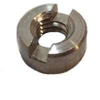 Cylindrique à fente